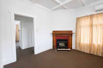 581 New North Road, Kingsland