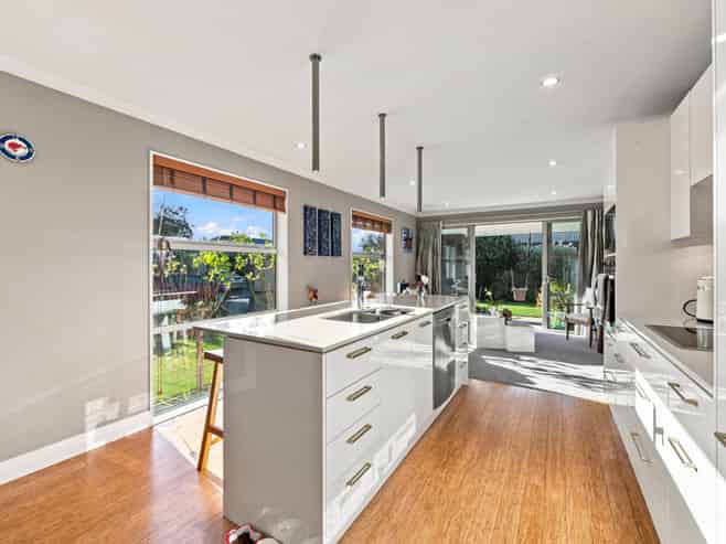 7 Romar Lane, Heathcote Valley