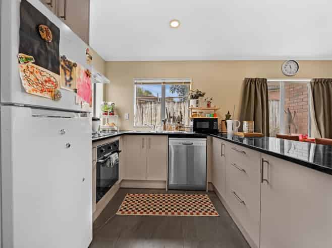 16a Shayla Place, Mangere