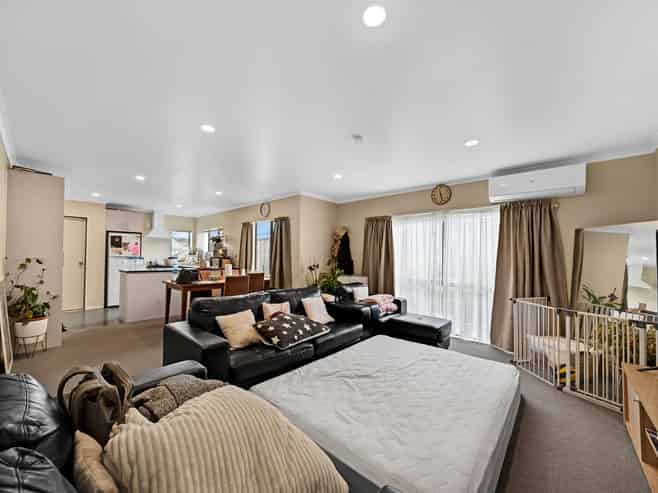 16a Shayla Place, Mangere