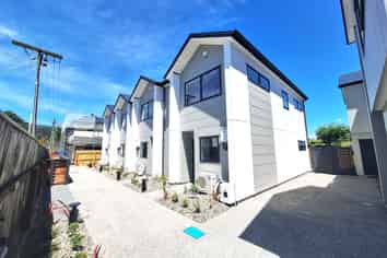 6/104 Martin Street, Wallaceville