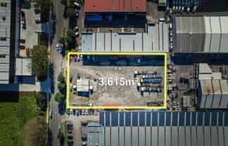 Secure storage hardstand yard - 3,615sqm