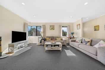1/27 Lochend Place, Highland Park