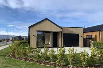 10 Gowanbrae Lane, Wanaka