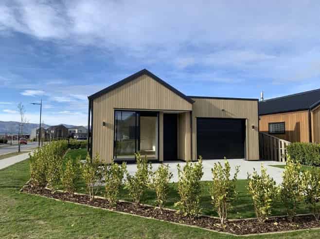 10 Gowanbrae Lane, Wanaka