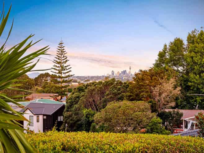 24a Kokiri Street, Te Atatu South