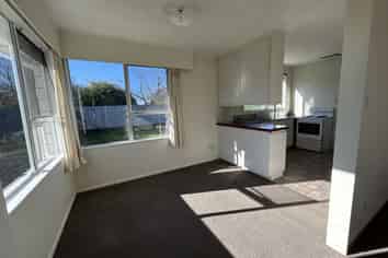 6B Tait Place, Carterton