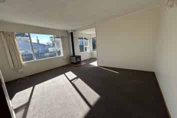 6B Tait Place, Carterton