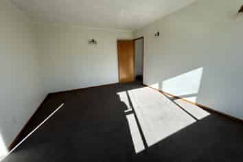 6B Tait Place, Carterton