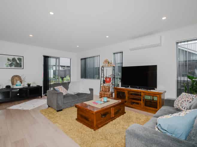 33 Couldsack Avenue, Chartwell