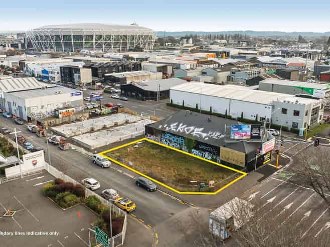 A Rare Blank Canvas in the Four Avenues