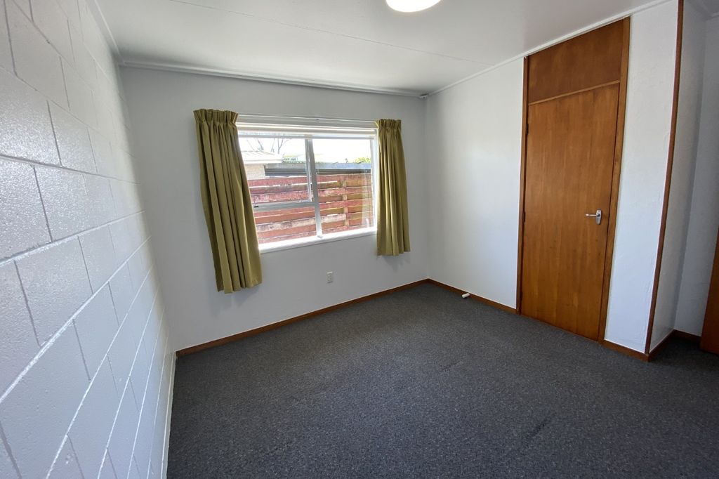 Available now - Parkvale Brand new Kitchen and Bathroom / Laundry 5