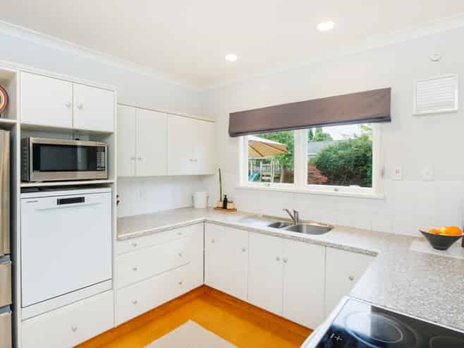 15 Belgrave Place, Awapuni