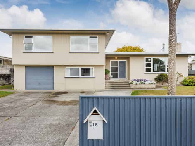 15 Belgrave Place, Awapuni