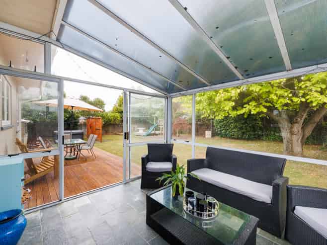 15 Belgrave Place, Awapuni