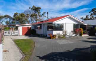 378 Nelson Road, Riverdale