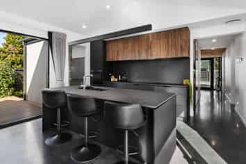 3 Cartvale Drive, MARSHLAND
