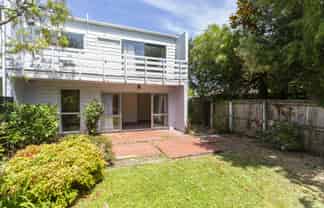 8 Wadeley Road , Ilam