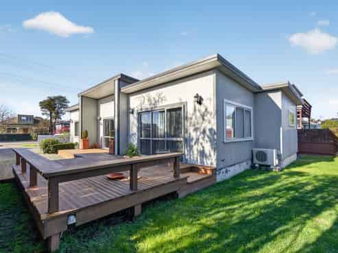 34 Dublin Street, Martinborough