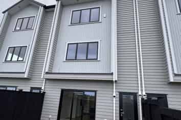 Auckland - Address withheld