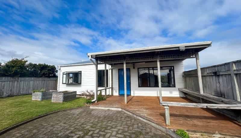 17 Ballantrae Place, Highlands Park