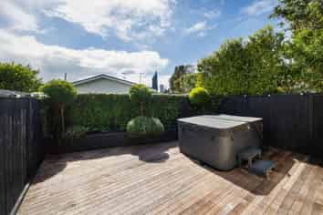 69 Old Mill Road, Westmere