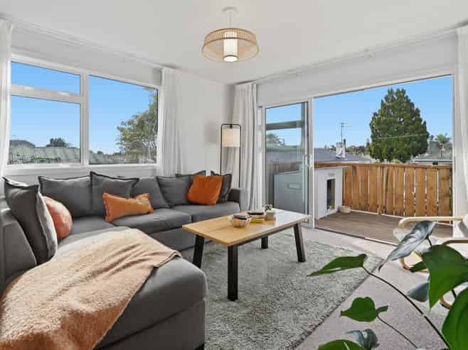 38A Queen Road, Bellevue
