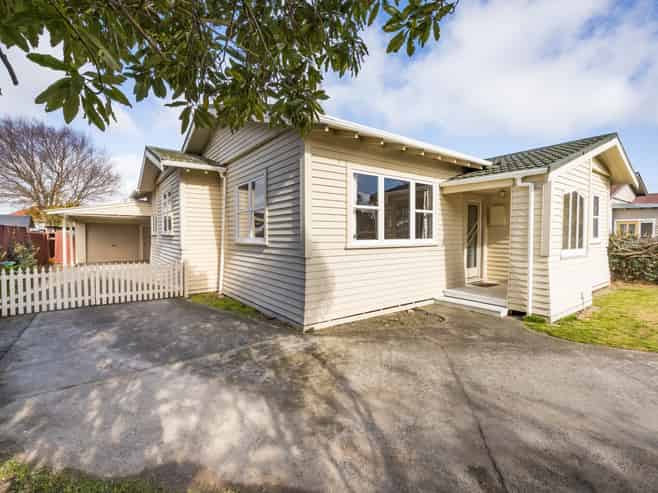 18 Rongopai Street, Palmerston North