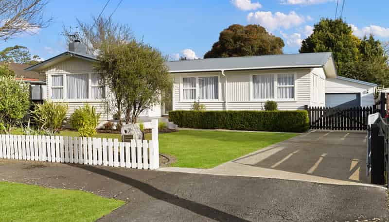 7 Forth Crescent, Glenview