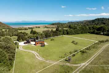 70 Harvey Road, Marahau