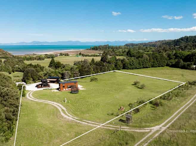 70 Harvey Road, Marahau