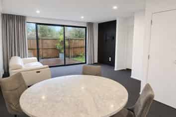 5/677 Worcester Street, Linwood