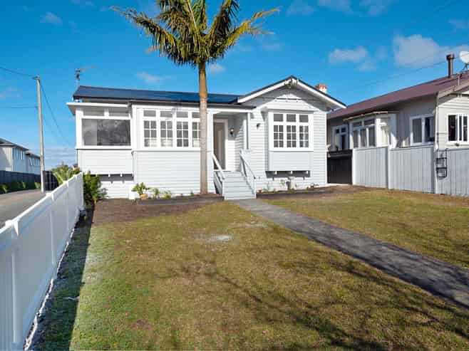 116 Hutchinson Avenue, New Lynn