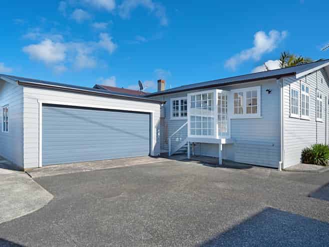 116 Hutchinson Avenue, New Lynn