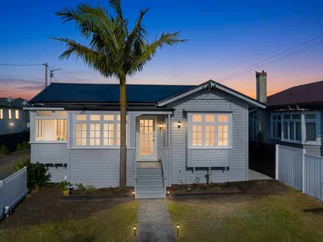 116 Hutchinson Avenue, New Lynn