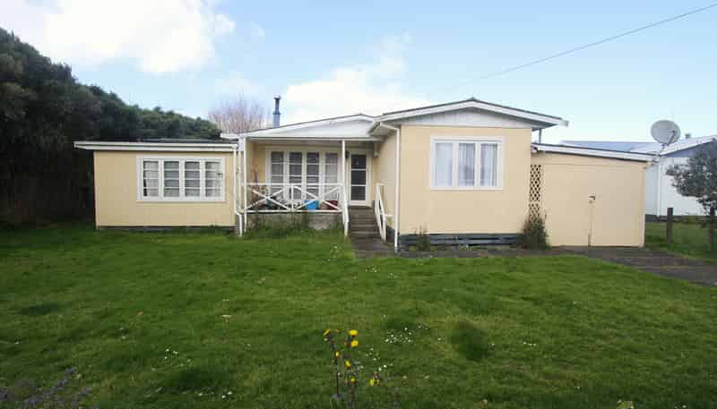 62 Valley Road, Hikurangi