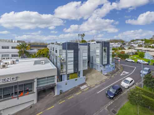 Rare Freemans Bay site: hold or redevelop