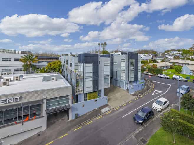 Rare Freemans Bay site: hold or redevelop