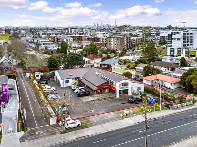 Simple income, substantial landholding