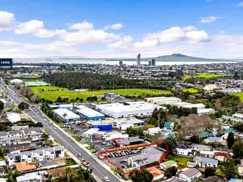 Six (6) year plus lease/2000sqm plus land