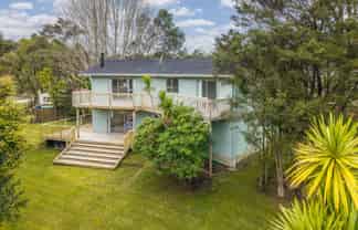 37 Onedin Place, Titirangi