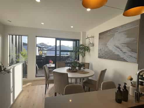 7 Longshore Drive, Long Bay