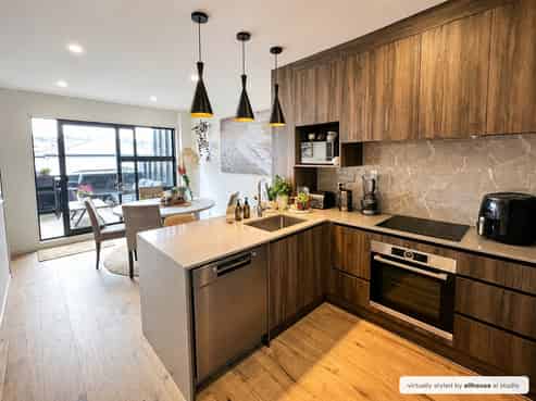 7 Longshore Drive, Long Bay