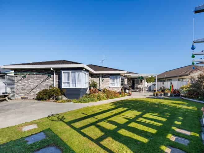 12 Lancewood Lane, Roslyn