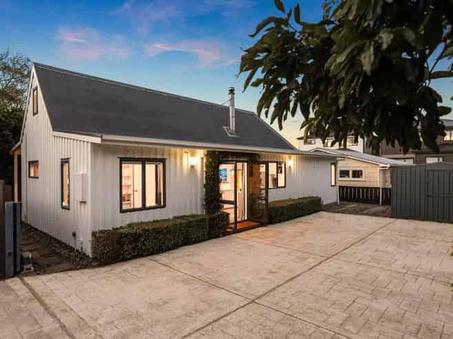 11A Wellesley Road, Mangere Bridge