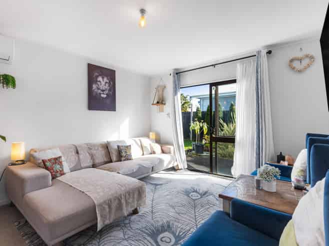 1/52 Tironui Road, Takanini