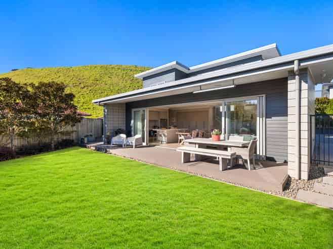 43 Ridgemount Rise, Mangere Bridge
