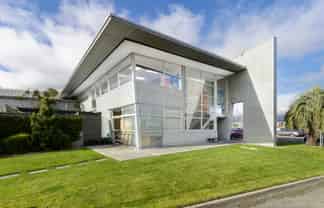 Quality First Floor Offices