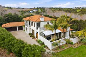 15B Regis Lane, Flat Bush