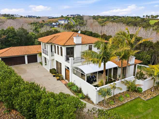 15B Regis Lane, Flat Bush